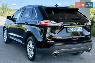 Внедорожник / Кроссовер Ford Edge 2019 в 