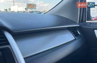 Внедорожник / Кроссовер Ford Edge 2012 в 