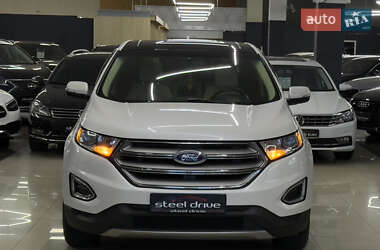 Внедорожник / Кроссовер Ford Edge 2015 в 