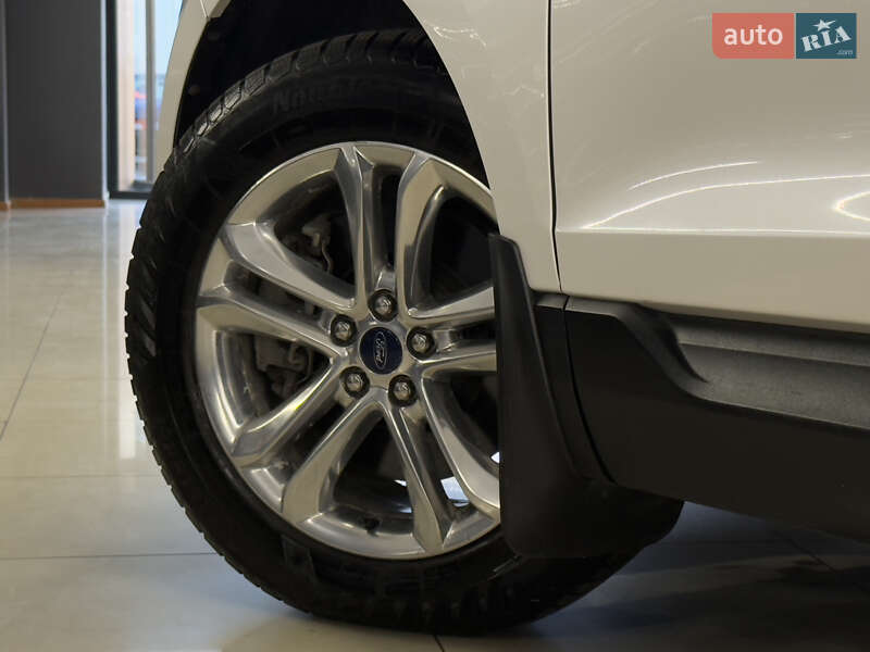 Позашляховик / Кросовер Ford Edge 2015 в Миколаєві