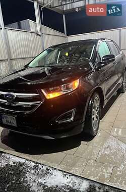 Внедорожник / Кроссовер Ford Edge 2016 в 