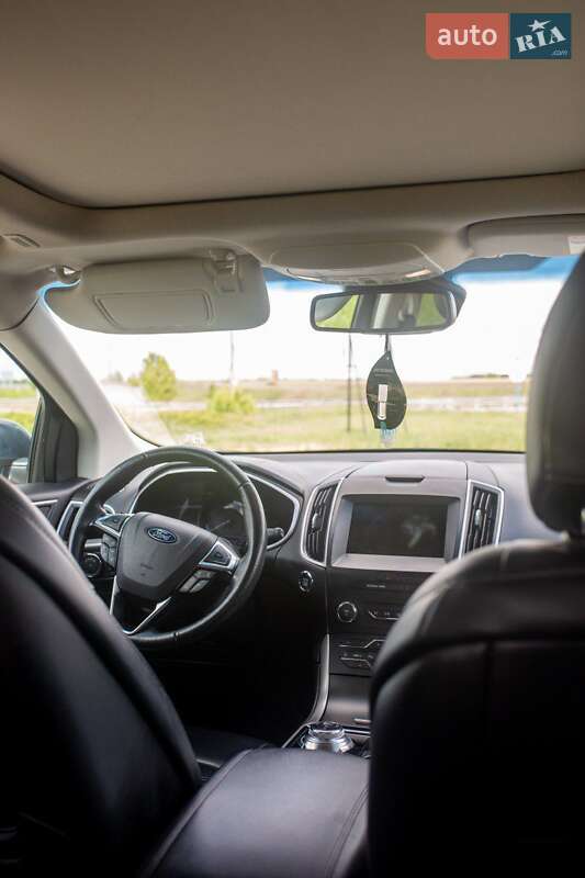 Позашляховик / Кросовер Ford Edge 2018 в Умані