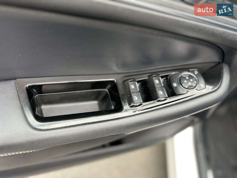 Позашляховик / Кросовер Ford Edge 2019 в Києві