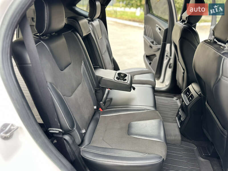 Позашляховик / Кросовер Ford Edge 2019 в Києві
