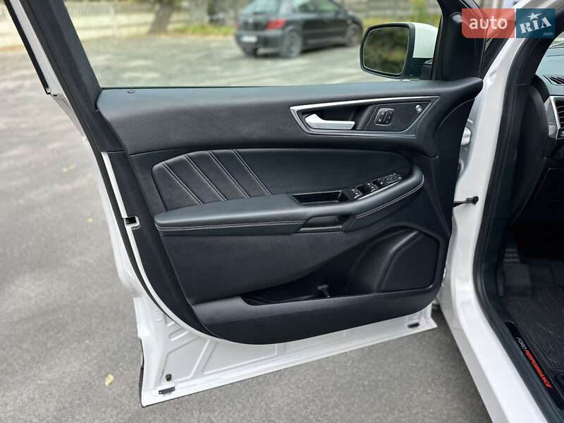 Позашляховик / Кросовер Ford Edge 2019 в Києві