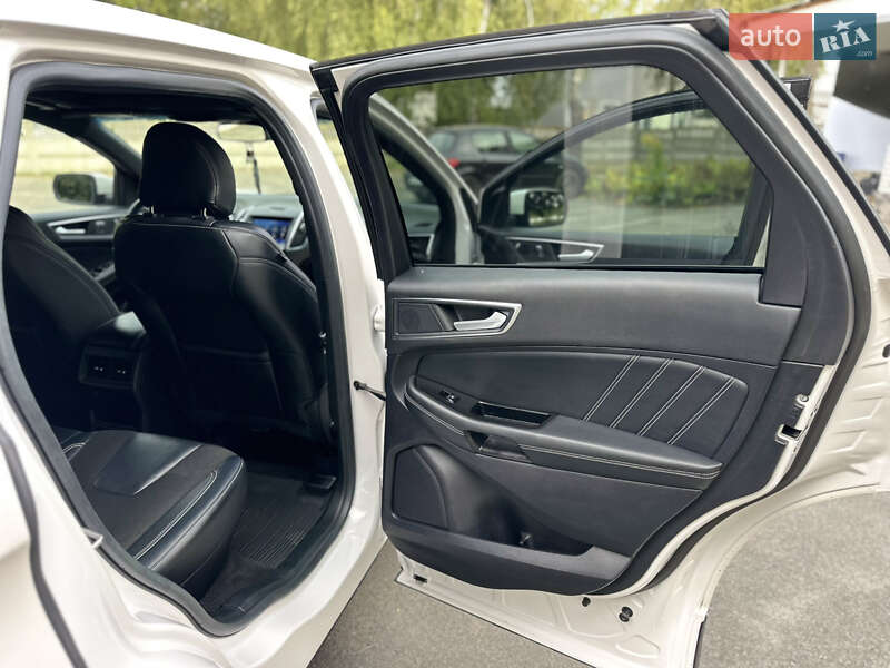Позашляховик / Кросовер Ford Edge 2019 в Києві