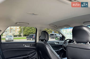 Позашляховик / Кросовер Ford Edge 2016 в 