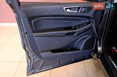 Внедорожник / Кроссовер Ford Edge 2016 в 