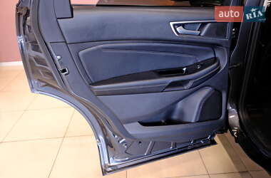 Внедорожник / Кроссовер Ford Edge 2016 в 