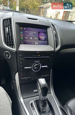 Внедорожник / Кроссовер Ford Edge 2016 в 