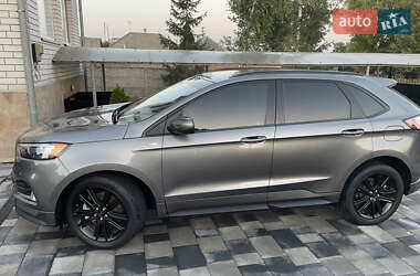 Позашляховик / Кросовер Ford Edge 2022 в 