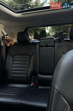 Внедорожник / Кроссовер Ford Edge 2015 в 