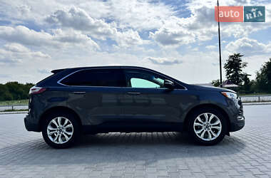 Позашляховик / Кросовер Ford Edge 2020 в 