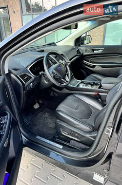 Позашляховик / Кросовер Ford Edge 2020 в 