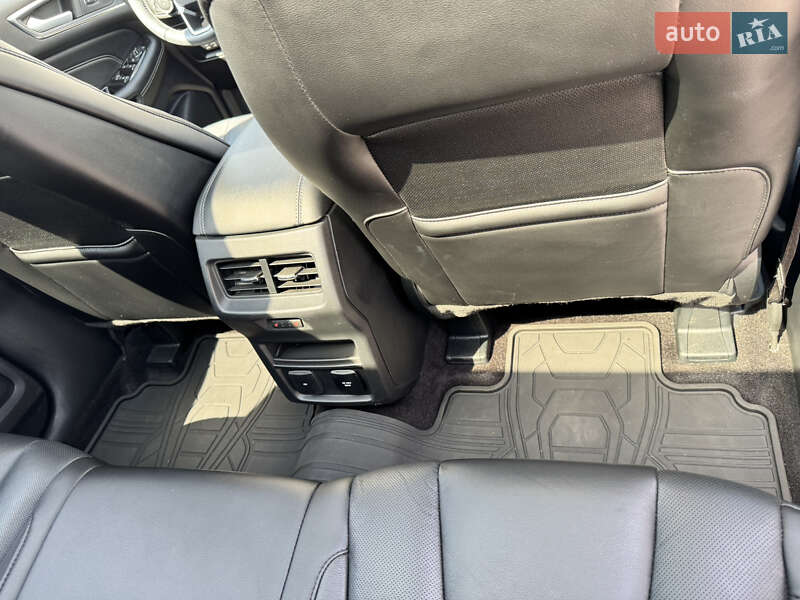 Внедорожник / Кроссовер Ford Edge 2020 в Тернополе