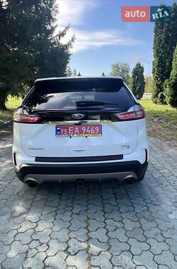Внедорожник / Кроссовер Ford Edge 2020 в 