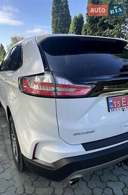 Внедорожник / Кроссовер Ford Edge 2020 в 