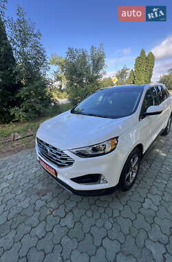 Внедорожник / Кроссовер Ford Edge 2020 в 