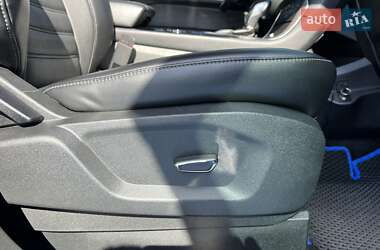 Внедорожник / Кроссовер Ford Edge 2018 в 