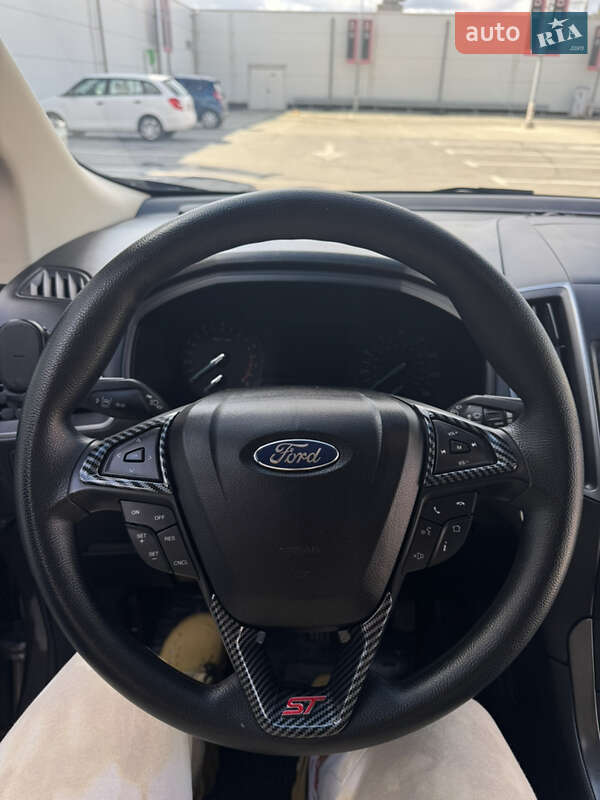 Внедорожник / Кроссовер Ford Edge 2019 в Киеве