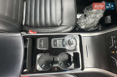 Внедорожник / Кроссовер Ford Edge 2020 в 