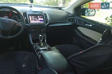 Внедорожник / Кроссовер Ford Edge 2016 в 