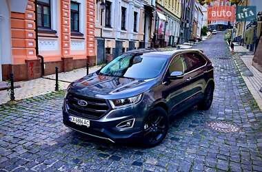 Внедорожник / Кроссовер Ford Edge 2017 в 