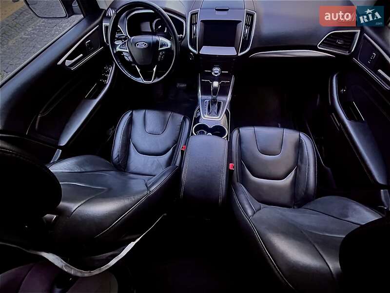 Внедорожник / Кроссовер Ford Edge 2017 в Киеве