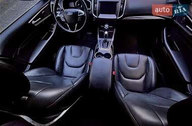 Внедорожник / Кроссовер Ford Edge 2017 в 