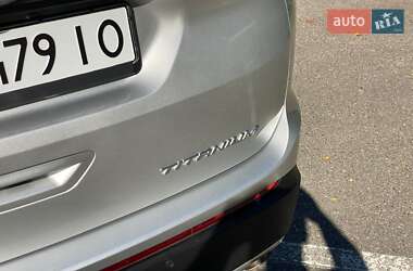 Внедорожник / Кроссовер Ford Edge 2017 в 