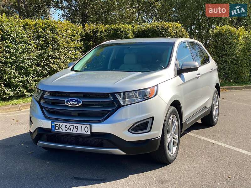 Внедорожник / Кроссовер Ford Edge 2017 в 