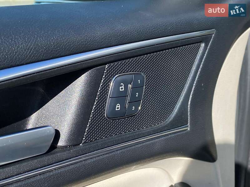 Внедорожник / Кроссовер Ford Edge 2017 в Ровно
