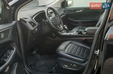 Позашляховик / Кросовер Ford Edge 2016 в 