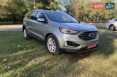 Позашляховик / Кросовер Ford Edge 2021 в 