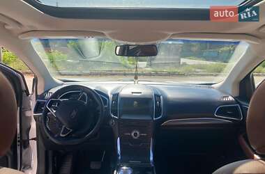 Внедорожник / Кроссовер Ford Edge 2019 в 