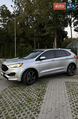 Внедорожник / Кроссовер Ford Edge 2019 в 