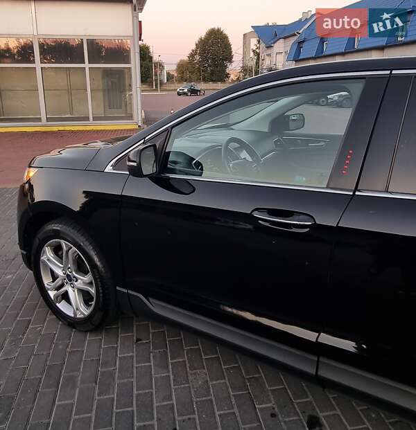Внедорожник / Кроссовер Ford Edge 2016 в Ровно