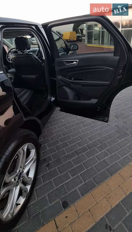 Внедорожник / Кроссовер Ford Edge 2016 в Ровно