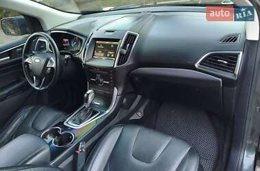 Позашляховик / Кросовер Ford Edge 2015 в 