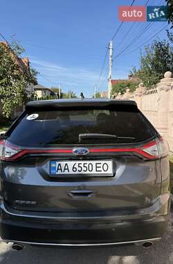 Внедорожник / Кроссовер Ford Edge 2015 в 