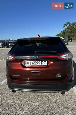 Внедорожник / Кроссовер Ford Edge 2015 в 