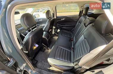 Внедорожник / Кроссовер Ford Edge 2016 в 