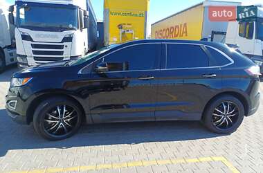 Внедорожник / Кроссовер Ford Edge 2017 в 