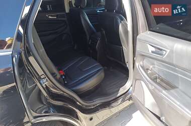 Внедорожник / Кроссовер Ford Edge 2017 в 
