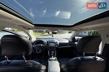 Внедорожник / Кроссовер Ford Edge 2017 в 