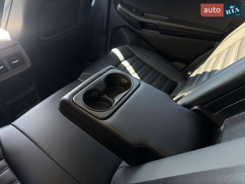 Позашляховик / Кросовер Ford Edge 2021 в Києві