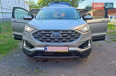 Позашляховик / Кросовер Ford Edge 2020 в 