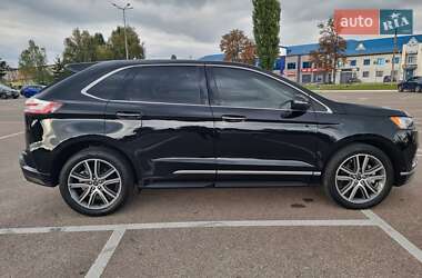 Внедорожник / Кроссовер Ford Edge 2019 в 