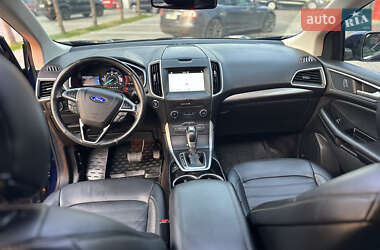 Позашляховик / Кросовер Ford Edge 2016 в 