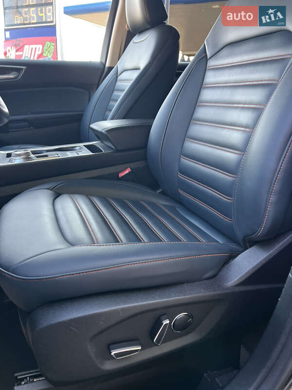Внедорожник / Кроссовер Ford Edge 2022 в Дубно